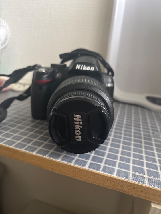Nikon DX D3000（カメラ）の商品画像 - 査定依頼日：2025年8月28日 - 最高査定価格：4,000円
