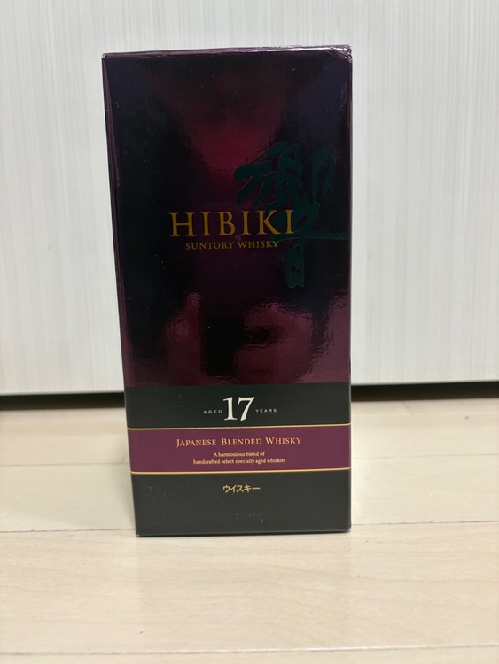 サントリー響　17年（お酒）の商品画像 - 査定依頼日：2026年6月3日 - 最高査定価格：53,000円