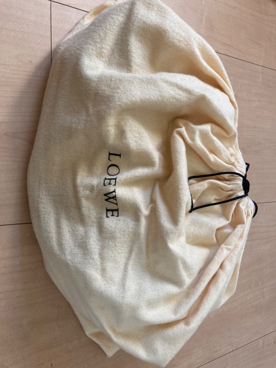 バッグ（ブランド財布・小物）の商品画像 - 査定依頼日：2025年6月17日 - 最高査定価格：30,000円