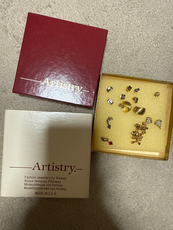 ピアス（金・貴金属）の商品画像 - 査定依頼日：2025年2月12日 - 最高査定価格：30,000円