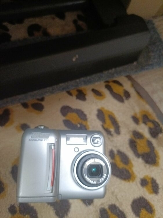 COOLPIX775（カメラ）の商品画像 - 査定依頼日：2026年7月20日 - 最高査定価格：2,000円