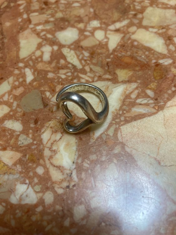 ティファニー　オープンハートリング（金・貴金属）の商品画像 - 査定依頼日：2022年9月19日 - 最高査定価格：2,000円