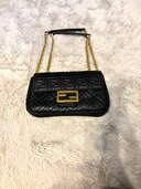 フェンディ  （ブランドバッグ）の商品画像 - 査定依頼日：2025年5月27日 - 最高査定価格：160,000円