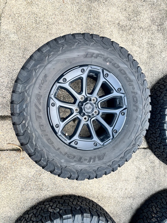 BFGoodrich 17インチホイールセット　JEPPESEN MJCR216（自転車）の商品画像 - 査定依頼日：2025年11月10日 - 最高査定価格：50,000円