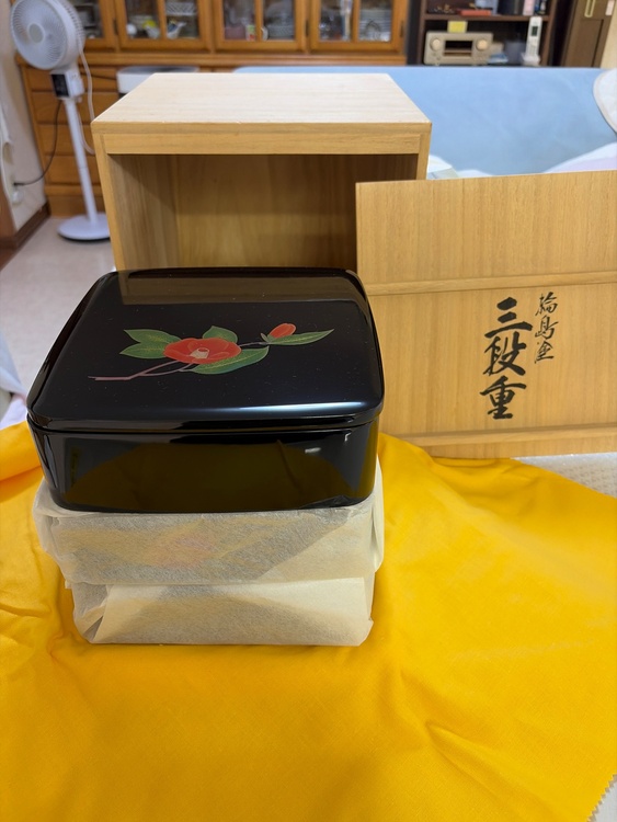 輪島塗（美術品・骨董品）の商品画像 - 査定依頼日：2026年7月1日 - 最高査定価格：3,000円