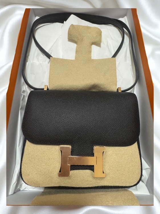 コンスタンス18（ブランドバッグ）の商品画像 - 査定依頼日：2025年7月15日 - 最高査定価格：1,660,000円