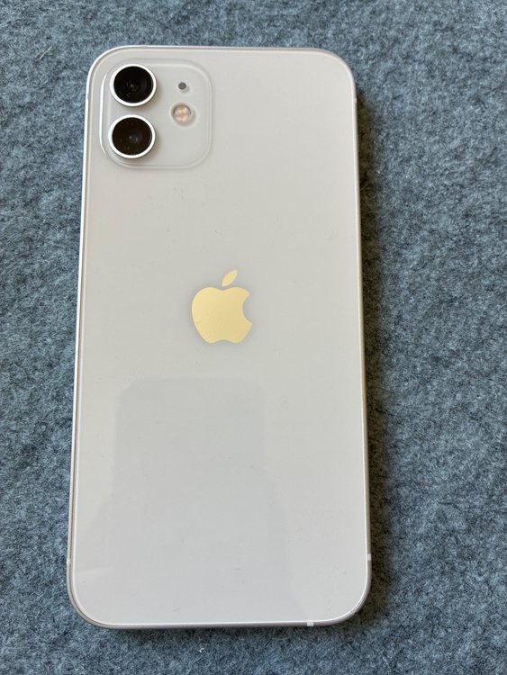 iPhone12（スマホ）の商品画像 - 査定依頼日：2026年5月5日 - 最高査定価格：24,000円