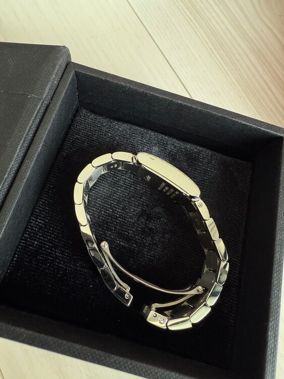 カルティエ タンク W（高級時計）の商品画像 - 査定依頼日：2025年3月26日 - 最高査定価格：830,000円