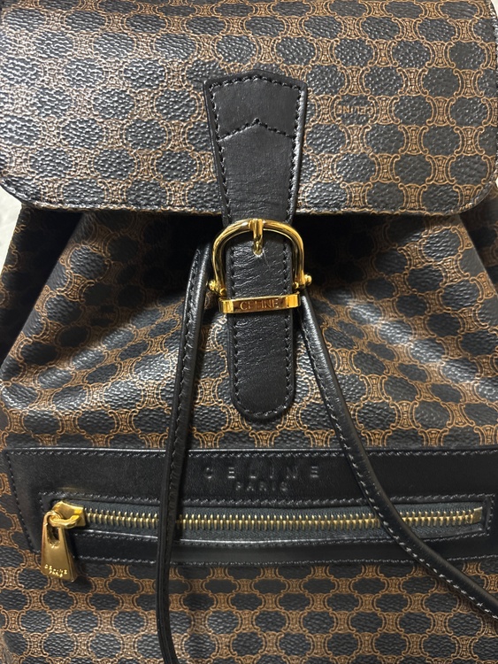 オールドセリーヌ　リュックサック（ブランドバッグ）の商品画像 - 査定依頼日：2026年3月3日 - 最高査定価格：70,000円