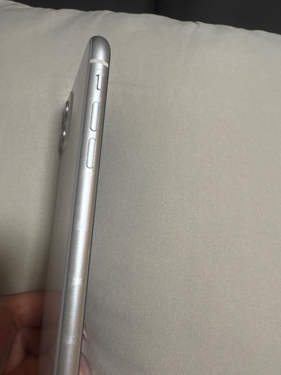 iPhone11（スマホ）の商品画像 - 査定依頼日：2026年2月28日 - 最高査定価格：21,000円