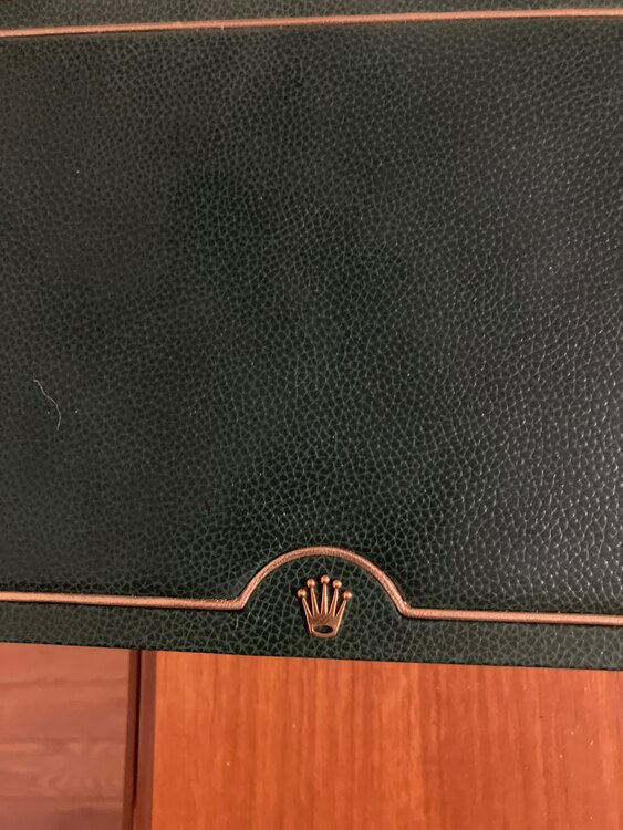 ロレックス サブマリーナー 16618（高級時計）の商品画像 - 査定依頼日：2025年5月17日 - 最高査定価格：4,000,000円