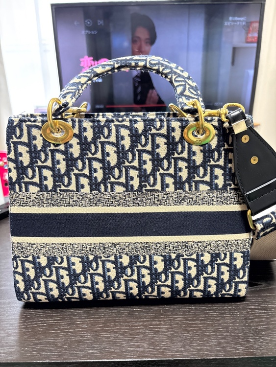 ディオール  （ブランドバッグ）の商品画像 - 査定依頼日：2025年12月21日 - 最高査定価格：130,000円