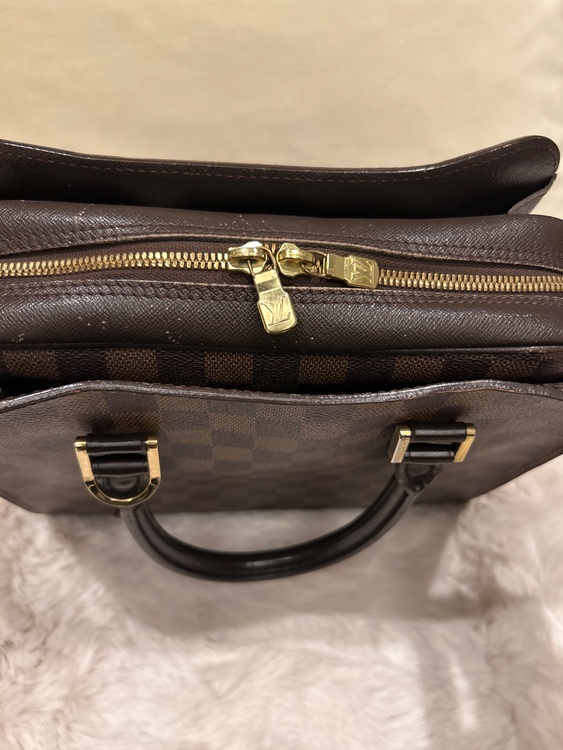 ハンドバッグ（ブランドバッグ）の商品画像 - 査定依頼日：2025年10月15日 - 最高査定価格：45,000円