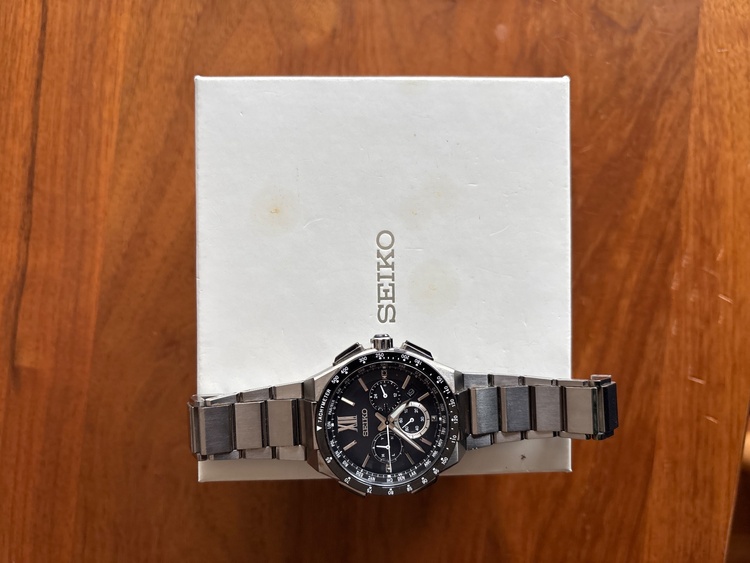 ブライツフライト エキスパート/ソーラー腕時計/BLK/SLV/8B92-0AE（高級時計）の商品画像 - 査定依頼日：2025年12月20日 - 最高査定価格：20,000円