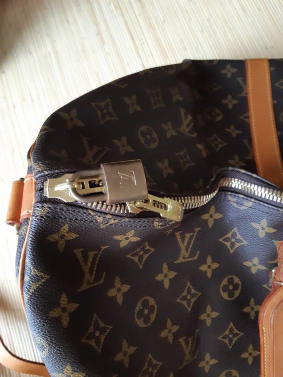 キーポル・バンドリエール55（ブランドバッグ）の商品画像 - 査定依頼日：2021年10月1日 - 最高査定価格：80,000円