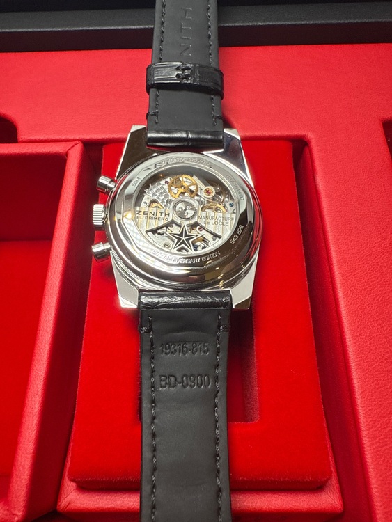 ゼニス エルプリメロ A384（高級時計）の商品画像 - 査定依頼日：2025年8月26日 - 最高査定価格：700,000円