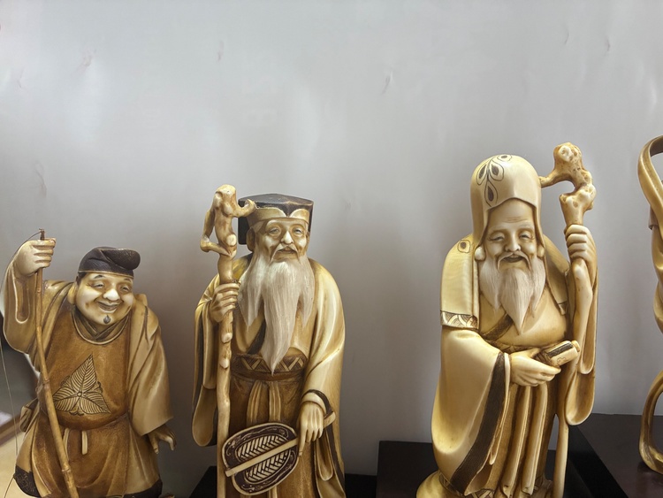 象牙の七福神（美術品・骨董品）の商品画像 - 査定依頼日：2026年8月17日 - 最高査定価格：20,000円