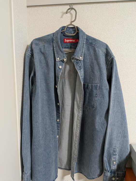  Appliqué Denim Shirt （古着・ファッション）の商品画像 - 査定依頼日：2026年1月31日 - 最高査定価格：8,000円