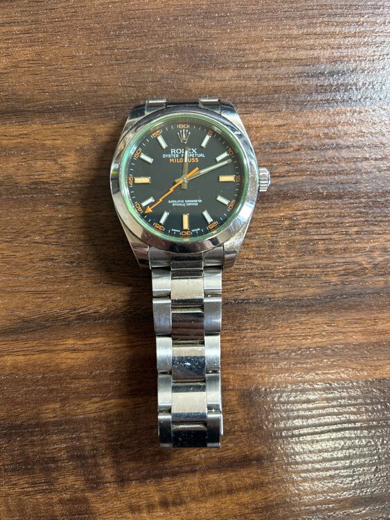 ロレックス ミルガウス 116400GV（高級時計）の商品画像 - 査定依頼日：2025年5月20日 - 最高査定価格：1,220,000円