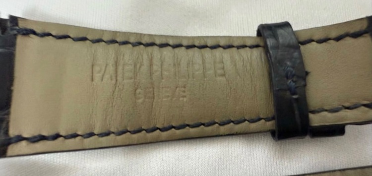 パテックフィリップ カラトラバ 6000g-01（高級時計）の商品画像 - 査定依頼日：2025年8月8日 - 最高査定価格：2,670,000円