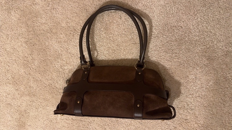 フェラガモ  （ブランドバッグ）の商品画像 - 査定依頼日：2025年11月11日 - 最高査定価格：6,000円