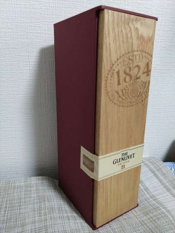 グレンリベット21年（お酒）の商品画像 - 査定依頼日：2025年4月11日 - 最高査定価格：22,000円