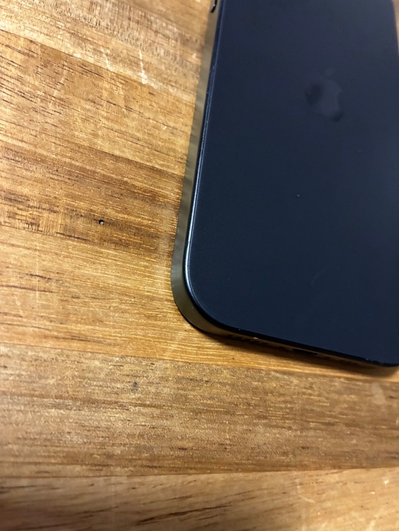 iPhone iPhone 15 128GB Softbank（スマホ）の商品画像 - 査定依頼日：2026年5月27日 - 最高査定価格：63,000円