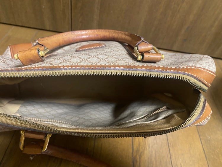 セリーヌ　バック（ブランドバッグ）の商品画像 - 査定依頼日：2025年7月13日 - 最高査定価格：10,000円