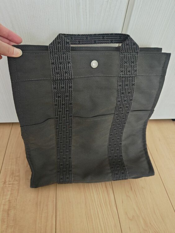 エルメス　エールライン（ブランドバッグ）の商品画像 - 査定依頼日：2025年8月28日 - 最高査定価格：30,000円