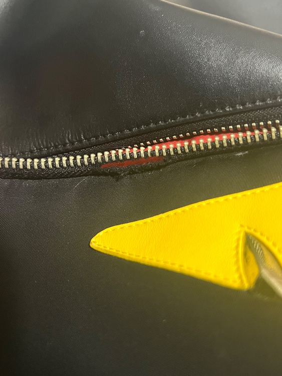 フェンディモンスターリュック（ブランドバッグ）の商品画像 - 査定依頼日：2025年10月16日 - 最高査定価格：25,000円