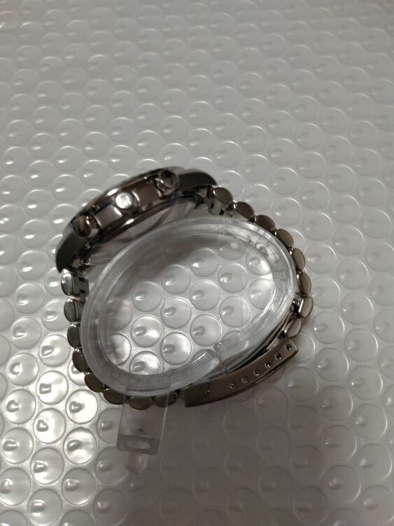 オメガスピードマスタートリプルカレンダー（高級時計）の商品画像 - 査定依頼日：2025年6月11日 - 最高査定価格：260,000円