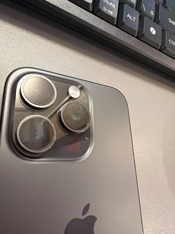 iPhone 15 Pro 256GB au（スマホ）の商品画像 - 査定依頼日：2026年1月10日 - 最高査定価格：87,000円