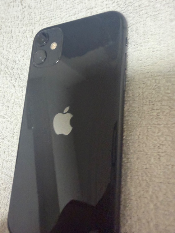 iPhone11（スマホ）の商品画像 - 査定依頼日：2026年4月27日 - 最高査定価格：12,000円