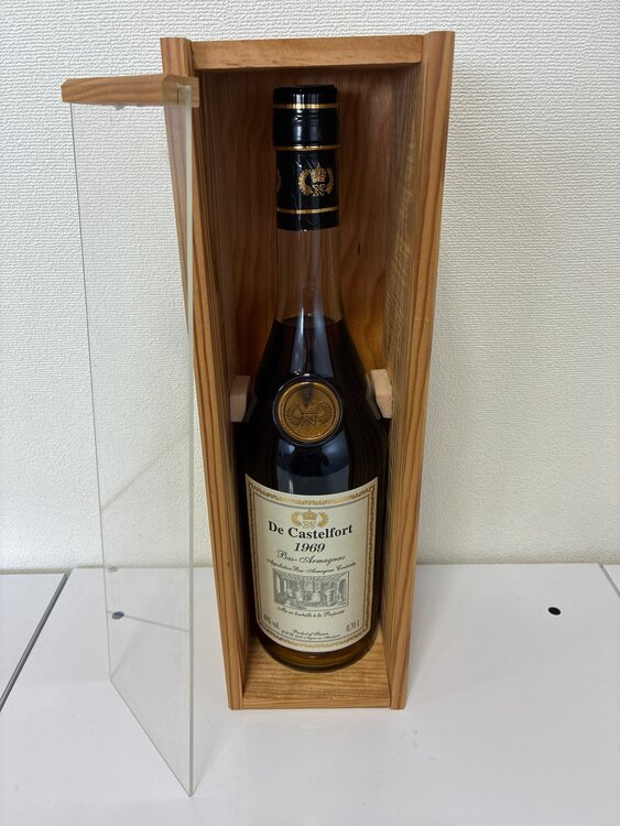 バ・アルマニャック・ド・カステルフォール（お酒）の商品画像 - 査定依頼日：2025年4月17日 - 最高査定価格：6,500円