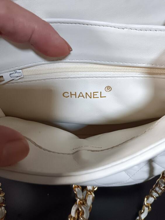 CHANEL Wチェーンショルダーバッグ（ブランドバッグ）の商品画像 - 査定依頼日：2026年10月10日 - 最高査定価格：100,000円