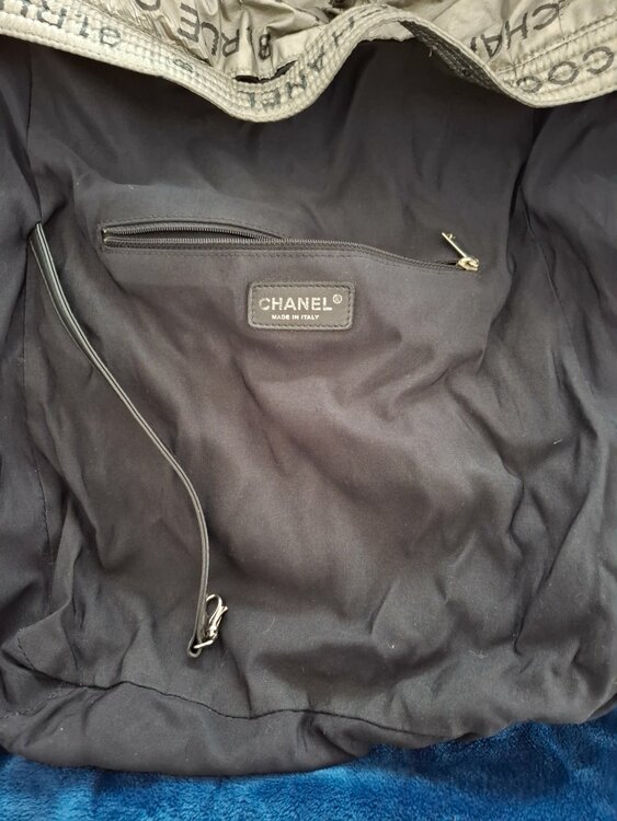 アンリミテッド（ブランドバッグ）の商品画像 - 査定依頼日：2026年2月8日 - 最高査定価格：20,000円