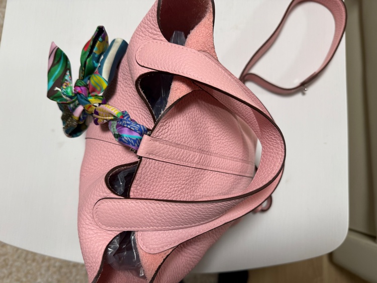 ルリスリム（ブランドバッグ）の商品画像 - 査定依頼日：2025年12月13日 - 最高査定価格：400,000円