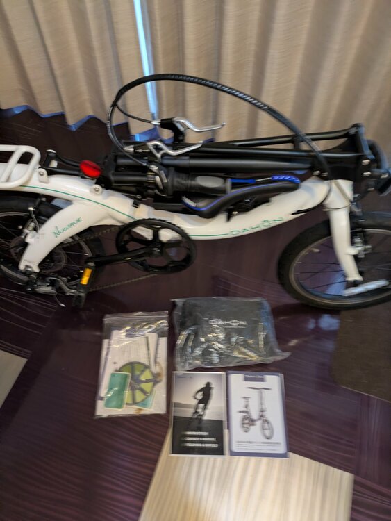 DAHON NUWAVE D6 16インチ　ホワイトマリン（自転車）の商品画像 - 査定依頼日：2026年4月26日 - 最高査定価格：18,000円