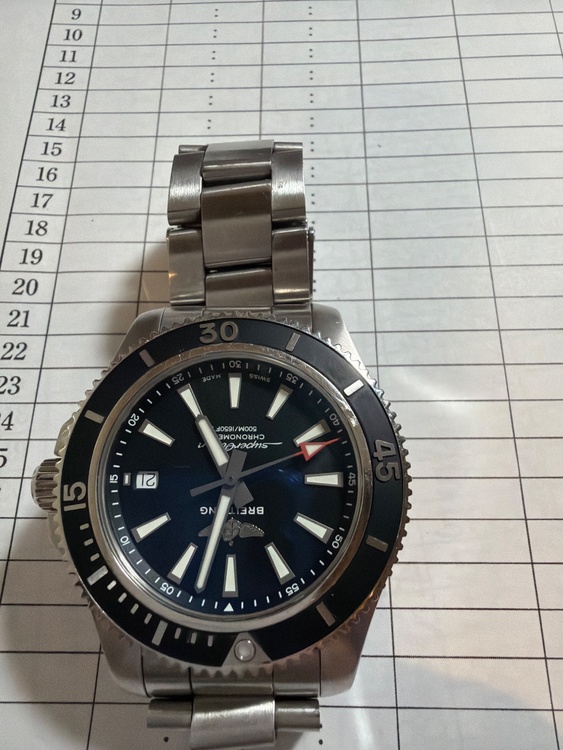 ブライトリング スーパーオーシャン （高級時計）の商品画像 - 査定依頼日：2026年4月10日 - 最高査定価格：380,000円