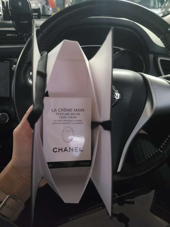 ラクレームマンテクスチャーリッシュ（コスメ・美容・健康器具）の商品画像 - 査定依頼日：2025年5月24日 - 最高査定価格：1,000円