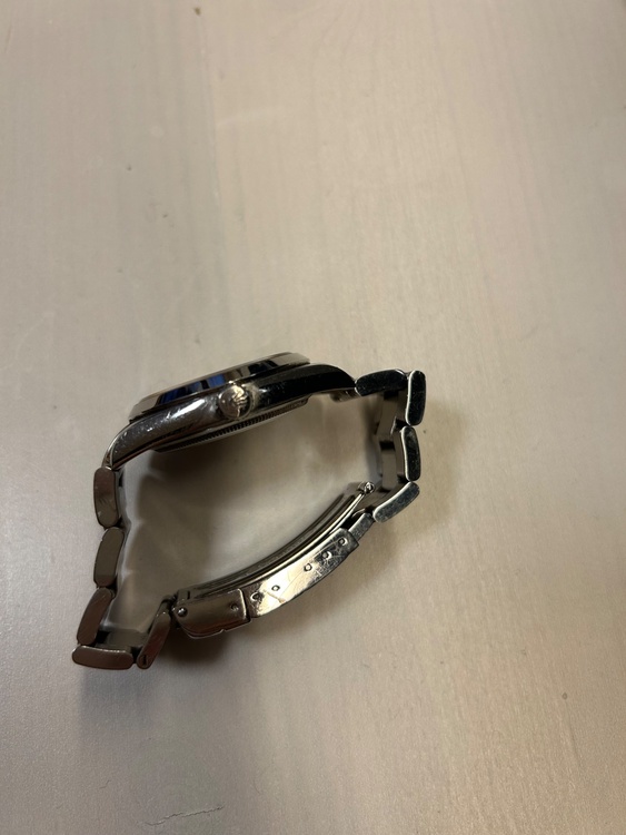 ロレックス エクスプローラー （高級時計）の商品画像 - 査定依頼日：2026年2月7日 - 最高査定価格：915,000円