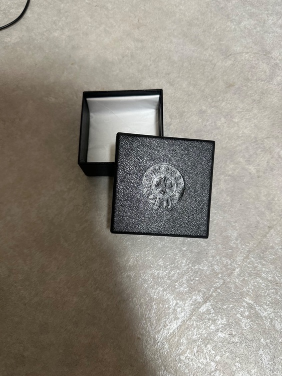 CHクロスベビーファットチャームwithパヴェブラックダイヤモンド（金・貴金属）の商品画像 - 査定依頼日：2025年7月17日 - 最高査定価格：200,000円