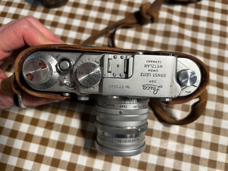 Leica IIIf Red Dial Synchro （カメラ）の商品画像 - 査定依頼日：2025年10月15日 - 最高査定価格：55,000円