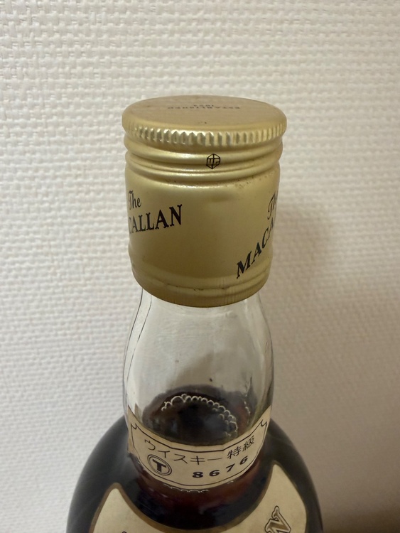マッカラン 12年 旧 マチュアードインシェリーウッド スクリューキャップ 750ml 箱付（お酒）の商品画像 - 査定依頼日：2026年9月8日 - 最高査定価格：90,000円