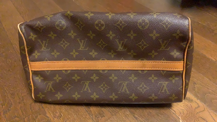 ルイヴィトン スピーディー （ブランドバッグ）の商品画像 - 査定依頼日：2025年10月6日 - 最高査定価格：25,000円