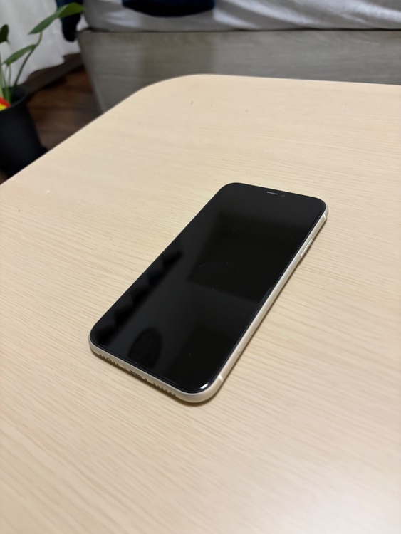 iPhone11 64GB SIMフリー（スマホ）の商品画像 - 査定依頼日：2026年3月7日 - 最高査定価格：19,000円