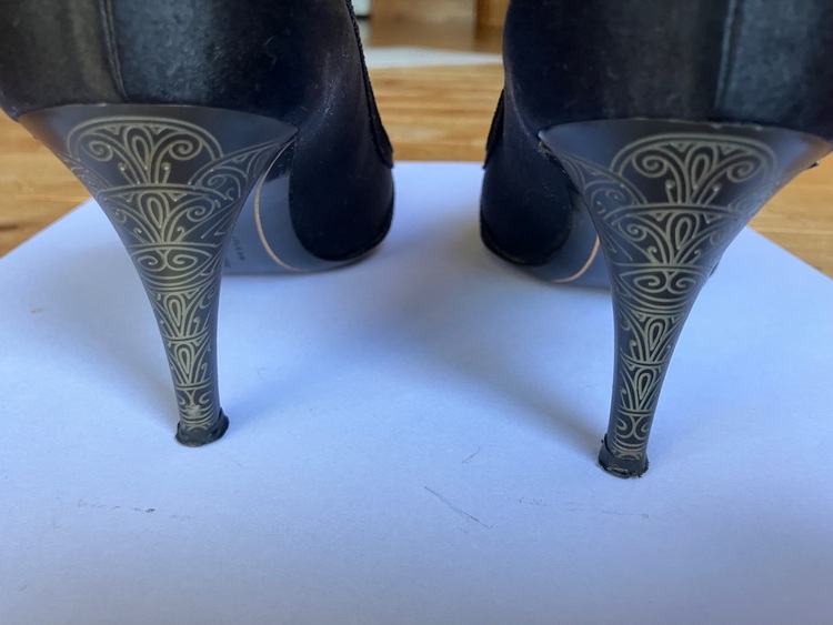 フェラガモ  （ブランドバッグ）の商品画像 - 査定依頼日：2025年9月15日 - 最高査定価格：2,000円