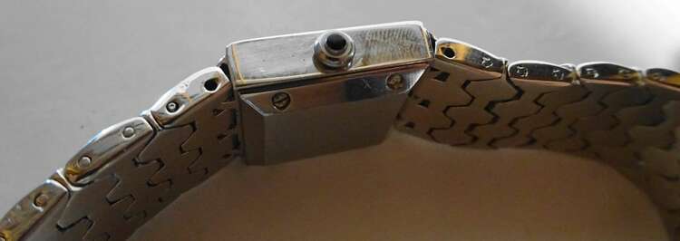 シャネル　マトラッセ　SS　ブラック文字盤　クォーツ（高級時計）の商品画像 - 査定依頼日：2025年5月9日 - 最高査定価格：50,000円