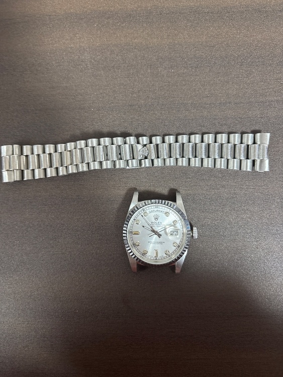 ロレックス デイデイト 11823（高級時計）の商品画像 - 査定依頼日：2025年12月14日 - 最高査定価格：100,000円