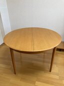 ダイニングテーブル　ダイニングチェア（家具・寝具）の商品画像 - 査定依頼日：2024年12月15日 - 最高査定価格：2,000円